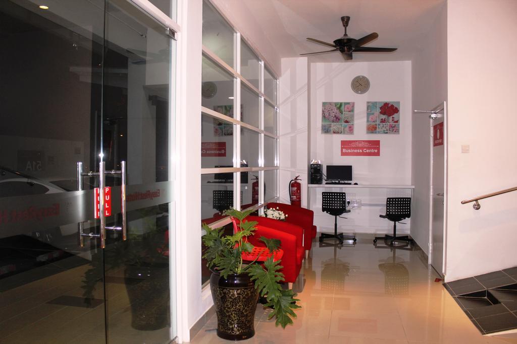 Easyrest Hotel Petaling Dzsaja Kültér fotó